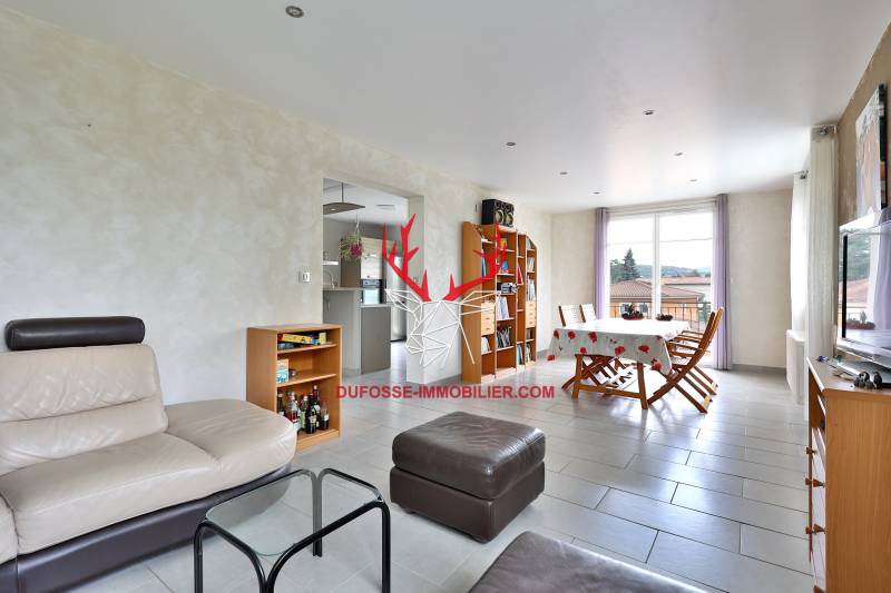 Appartement T6 155 m² + jardin 110 m² Lentilly  