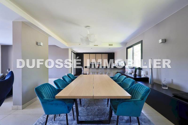 Maison 5 chambres à Fontaines-Saint-Martin disponible à la vente