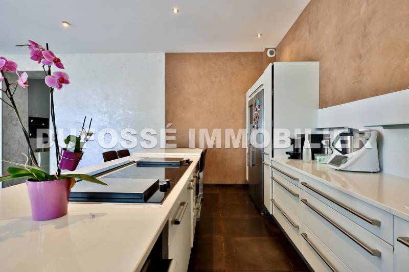 Appartement 4 chambres à Francheville disponible à la vente, cadre d'exception