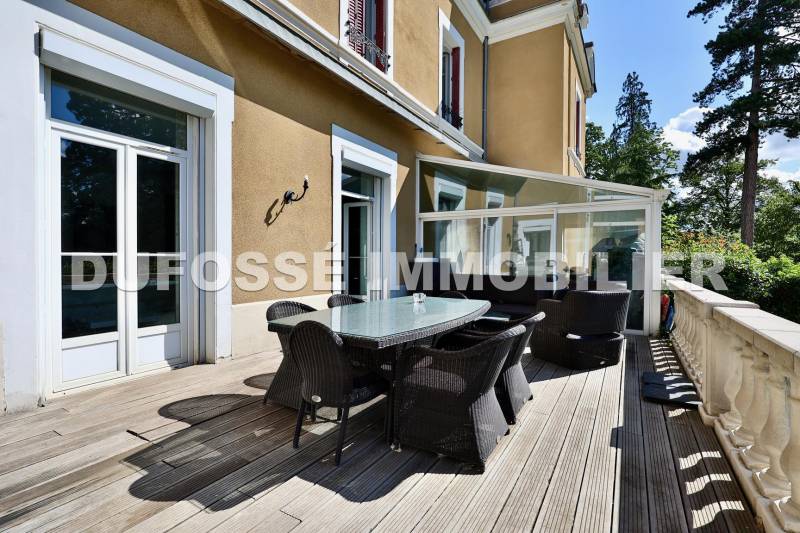 À vendre : appartement T5 proche Tassin-la-Demi-Lune en rez-de-chaussée