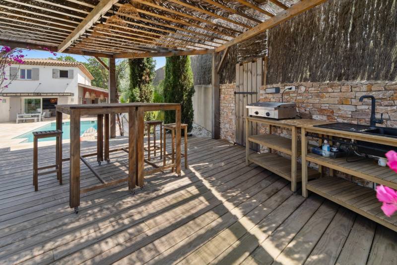 Maison Cogolin proche Saint-Tropez, au calme, vue mer, piscine chauffée, 5 chambres