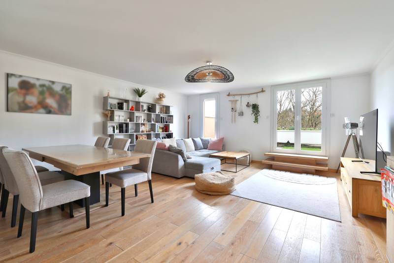 T5 112 m² dernier étage Terrasse 17 m²