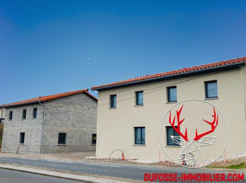 Maison en plateau 106m² avec terrasse 49.50m², jardin, parking privatif (2 places)