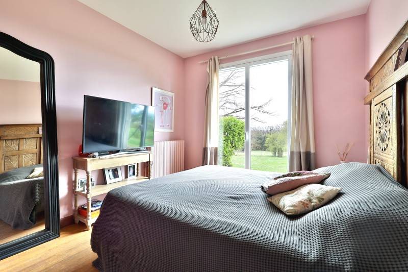 Lissieu, maison de plain pied 4 chambres et grand terrain