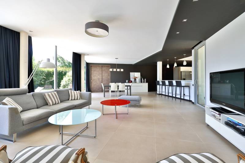 Charbonnières-les-Bains - Villa plain-pied 202 m²