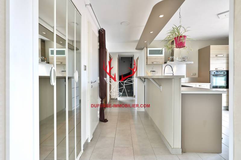 Appartement T6 155 m² + jardin 110 m² Lentilly  