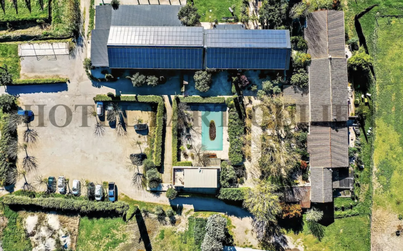 Saint-Rémy-de-Provence Propriété au calme campagne à vendre Terrain de 4,5 hectares