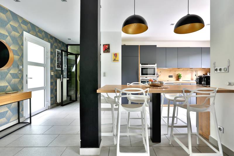 La Tour-de-Salvagny maison familiale 226 m² 5 chambres + bureau