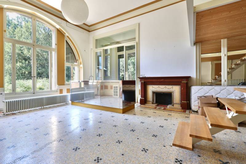 Saint-Germain-au-Mont-d'Or, lumineux T4 de 119 m2 avec jardin privatif dans un parc de 5 ha