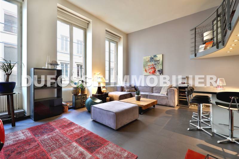 Appartement lumineux avec grandes ouvertures