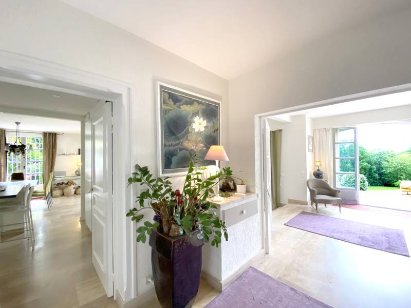 Maison et propriété d'exception dans les Monts d'Or, Limonest 6 chambres, grand jardin paysagé et piscine