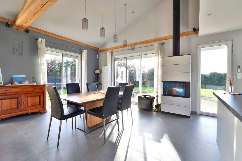La Tour-de-Salvagny Maison de plain-pied 187 m² – Terrain 1504