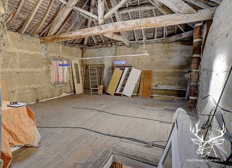 Maison de caractère, à fort potentiel avec combles aménageables (68m²)