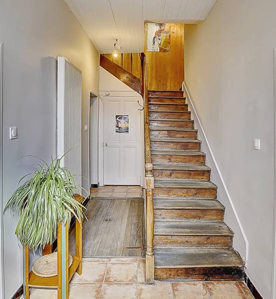 Proche toutes commodités - Maison T4 sur parcelle 780m² avec dépendances