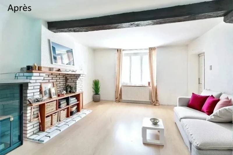 St Genis-les-Ollières Salon avec du home staging