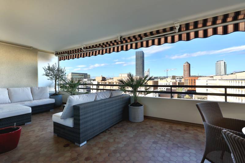 superbe T5 traversant à vendre à Lyon 3