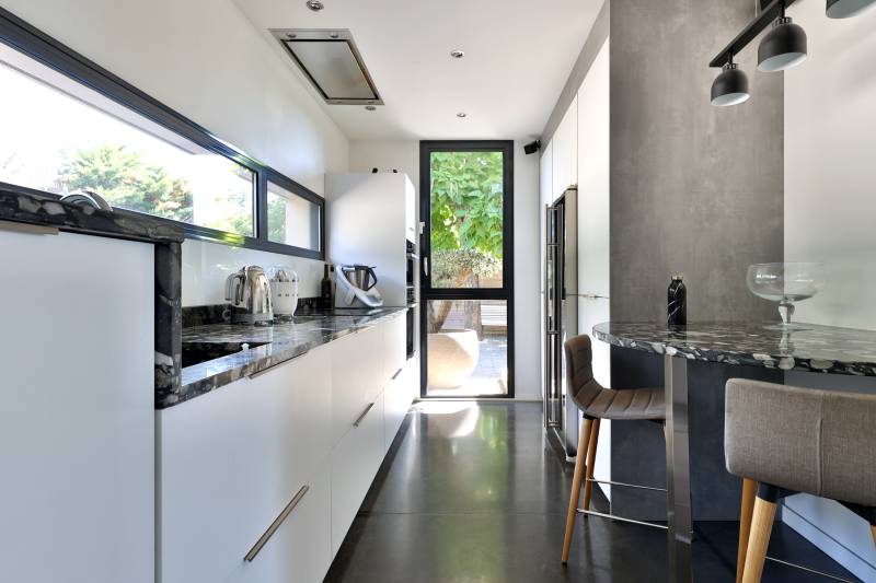 villa contemporaine avec rooftop avec vue au coeur des Monts du Lyonnais