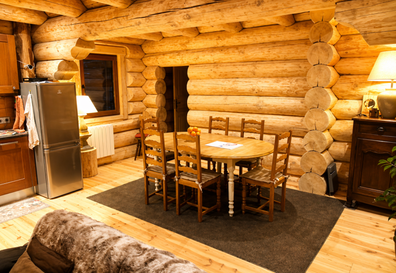 RARE La Joue du Loup, Station de ski, chalet 2021 en fuste 150 m2 avec 5 chambres