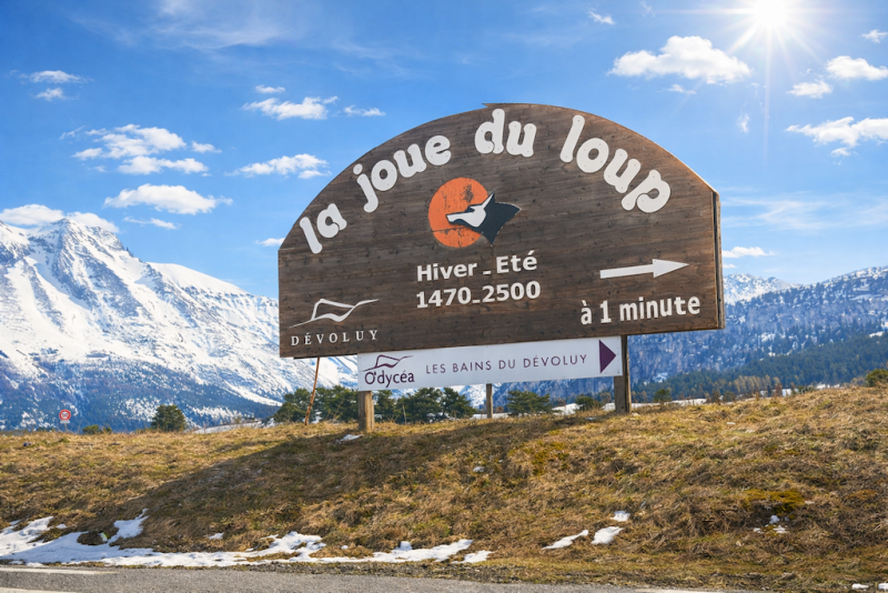 La Joue du Loup, Terrain  pied des pistes possible 4 lots, pc obtenu