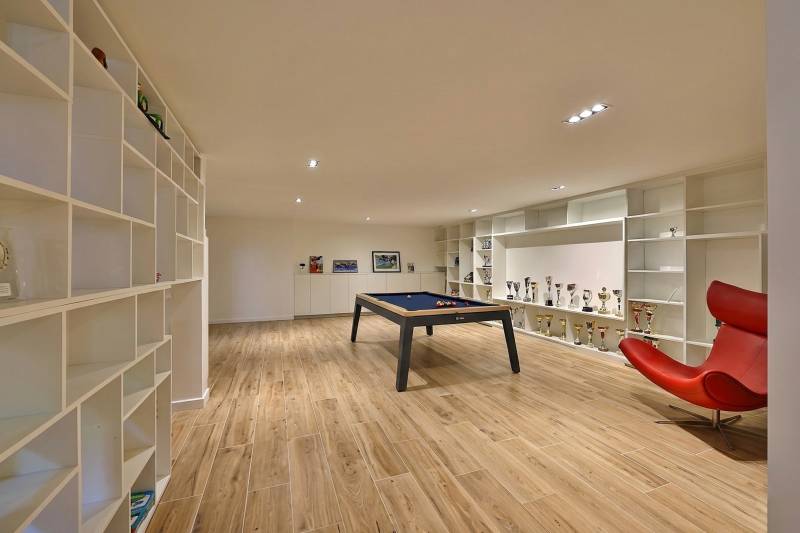 Ecully, exceptionnelle villa contemporaine de 450 m2 piscine et garage 200 m2