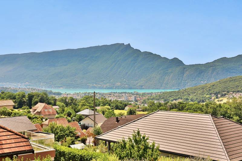 a vendre maison à Gresy sur Aix vue lac grand terrain au calme