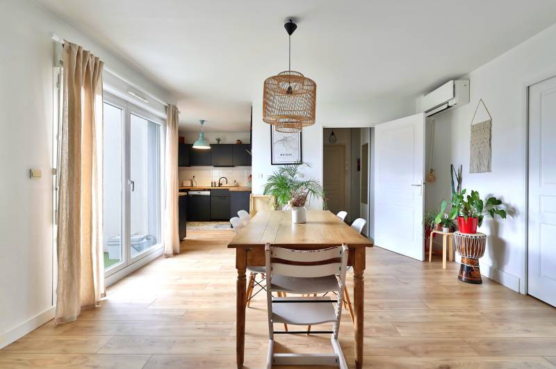 Tassin-la-Demi-Lune, T5 112 m2 avec grande terrasse en rooftop