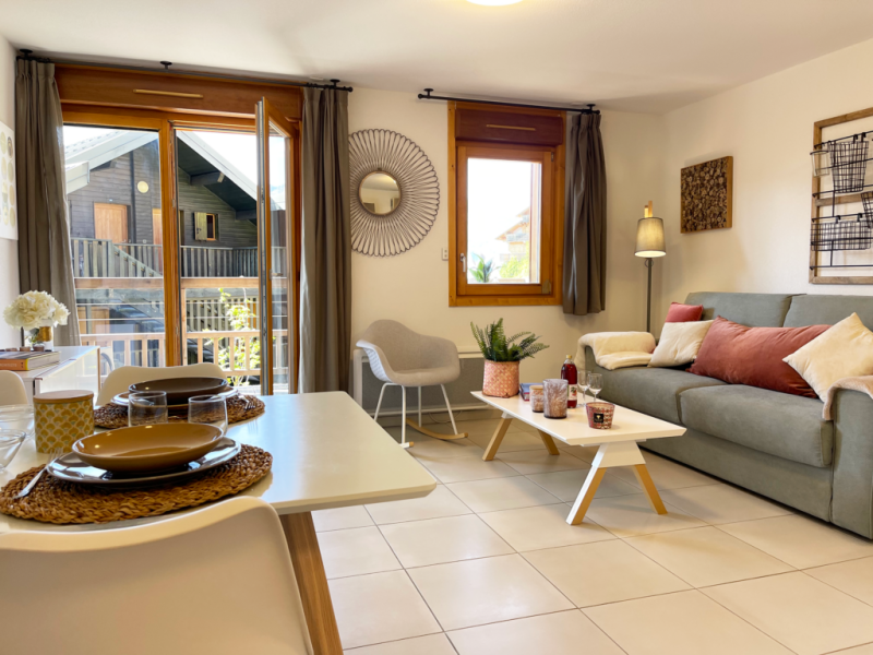 Studio balcon meublé a la joue du loup dans le devoluy