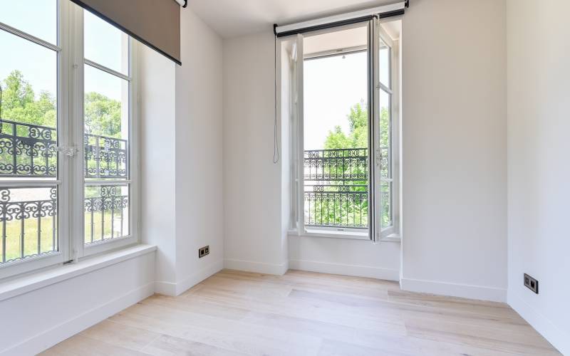 Appartement T4 aux prestations haut de gamme Saint-Cyr-au-Mont-d'Or  avec terrasse et jardin dans château d'exception