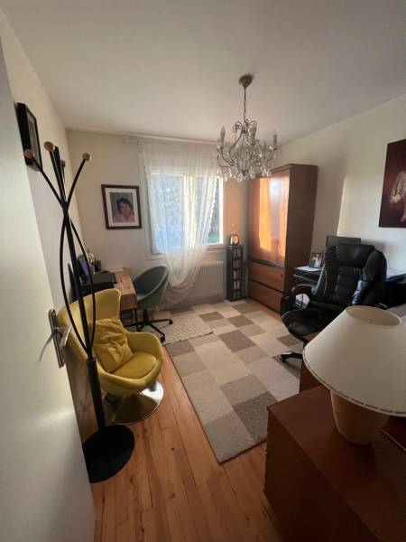 Charentay-Maison avec vue imprenable sur le Mont Brouilly – Un cadre exceptionnel à 600 m du village