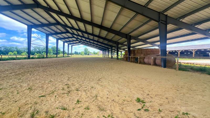 Structure équestre à vendre 