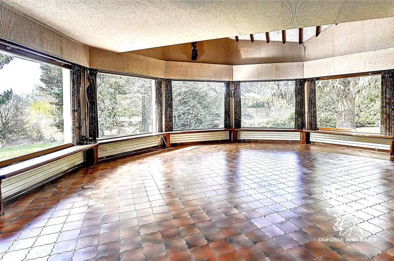 Au calme, splendide propriété 7 chambres dans un parc arboré de 2 hectares avec piscine et dépendances