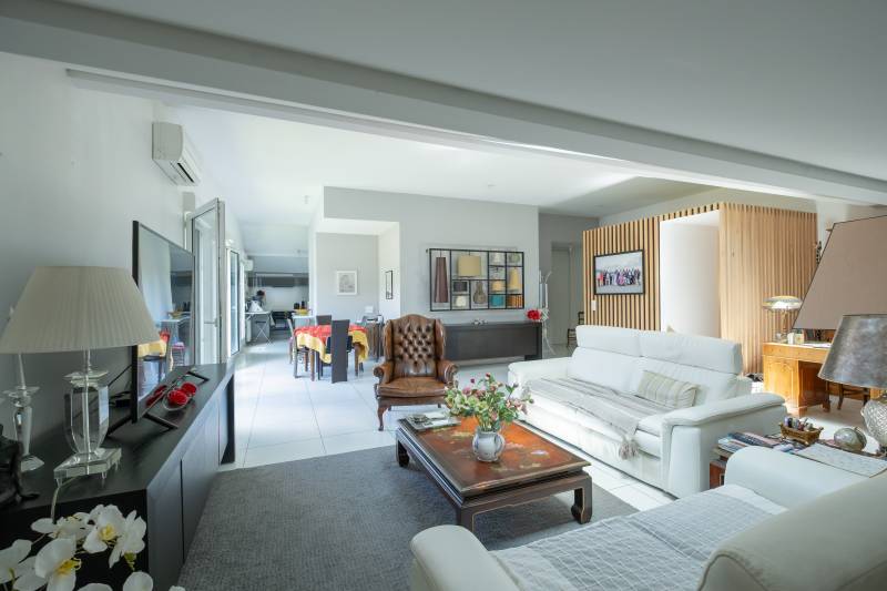 BRIGNAIS DUPLEX TERRASSE 80 M2 SALON 56 M2