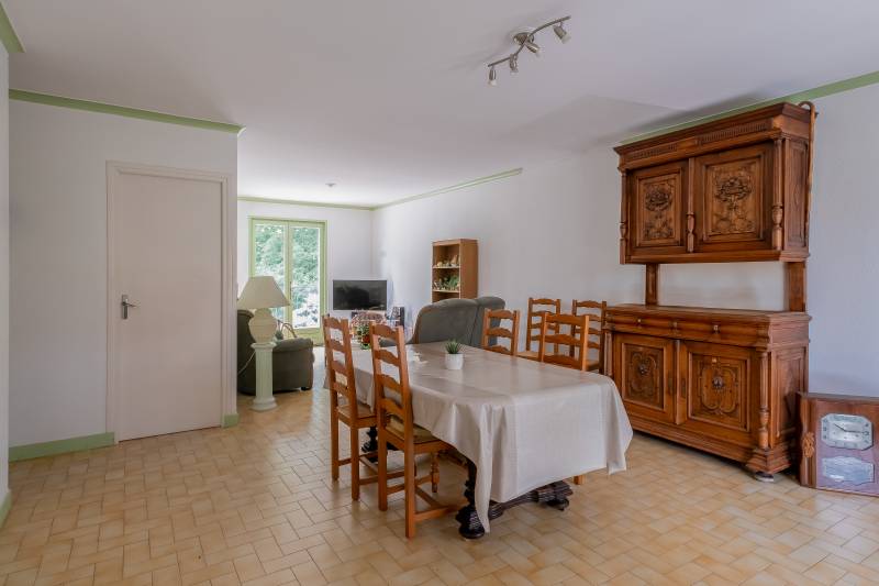 Jassans -Riottier à 5 minutes du centre ville commercant