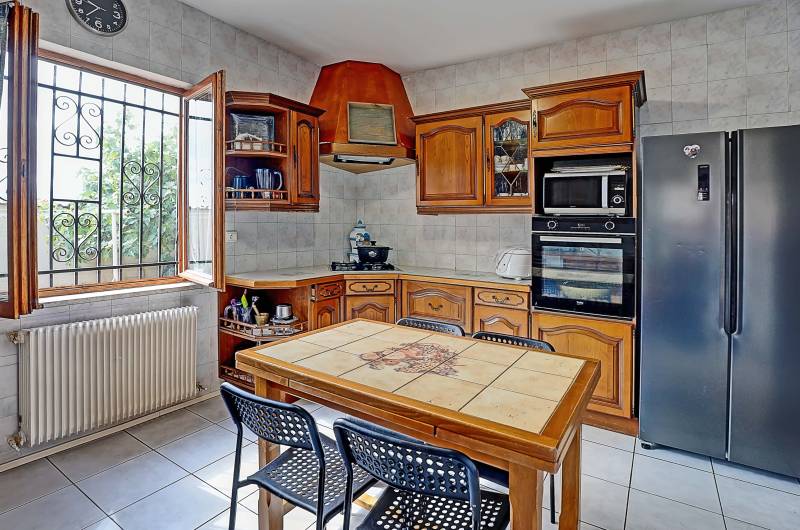 Diémoz : charme , espace et confort sur 1000m2 de terrain