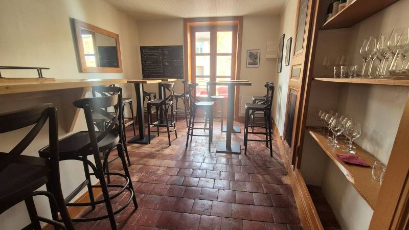 Bar à vin - Fort potentiel de développement - Val d'Oingt