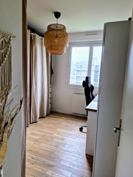 Oullins-Pierre-Bénite,  T3 meublé