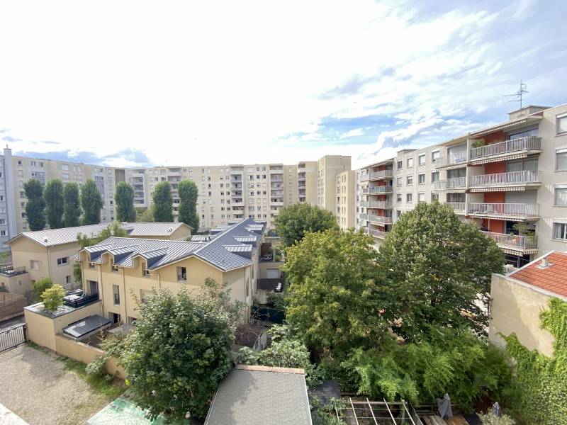 A vendre : Appartement de Type 2 proximité métro à Lyon 7e