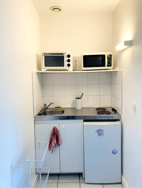 En RDJ studio meublé - Secteur prisé Dauphiné / Lacassagne - Lyon 03