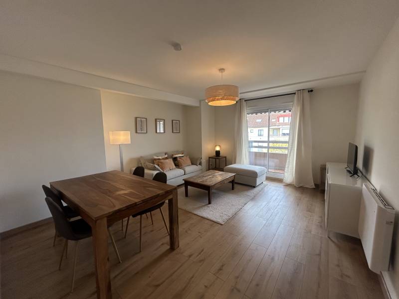 Tassin-la-Demi-Lune , Appartement 4 pièce(s) 94 m2