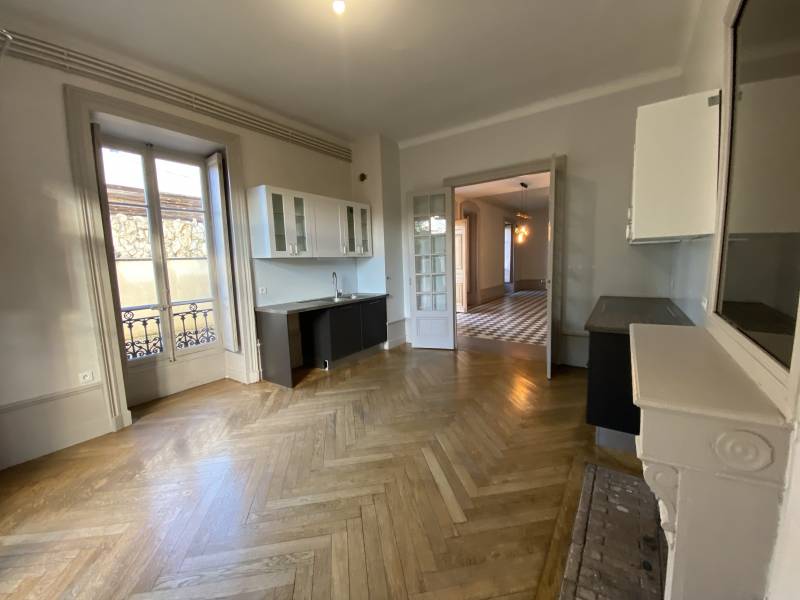Appartement T4 Irigny  