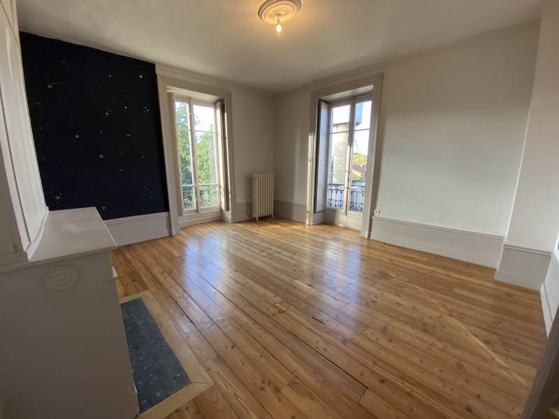 Appartement T4 Irigny  