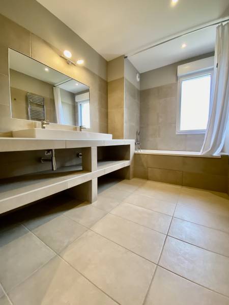 Maison T5 avec terrasse et jardin Saint-Cyr-au-Mont-d'Or  dans résidence calme et sécurisée