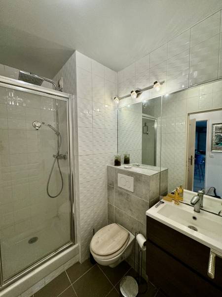 Dardilly, appartement T3 possibilité T4, grande terrasse, vue dégagée