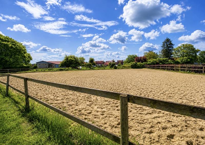 Propriété équestre de 1,7 hectares située dans les Hauts-de-France