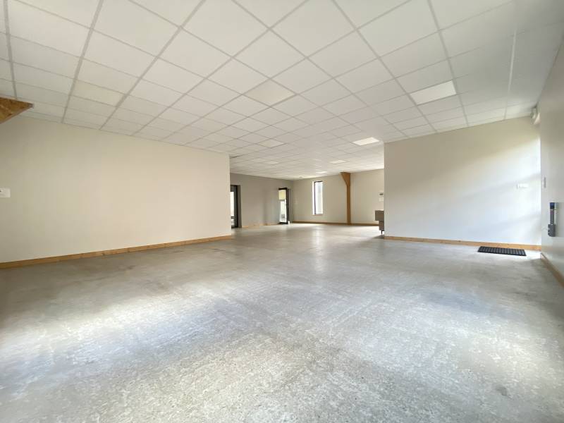 Local avec belle visibilité La Fouillouse