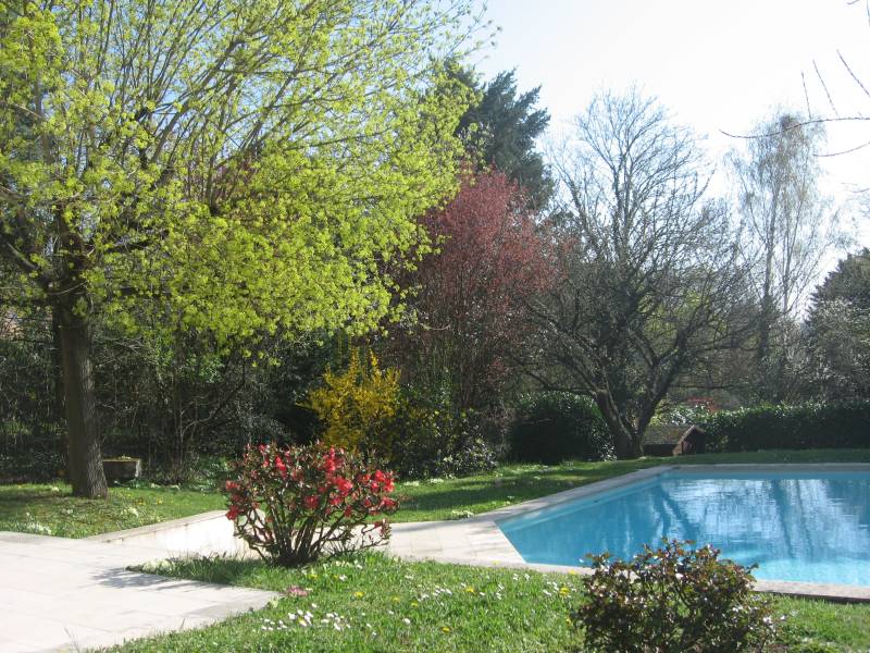 Lissieu proche Limonest, Domaine de Bois Dieu 69380, Villa 160 m2 avec 4 Chambres et piscines