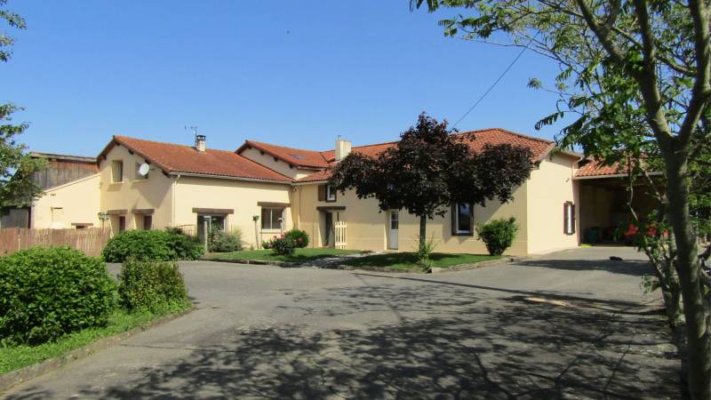 Haute-Garonne : propriété d’exception de 22 hectares au pied des Pyrénées