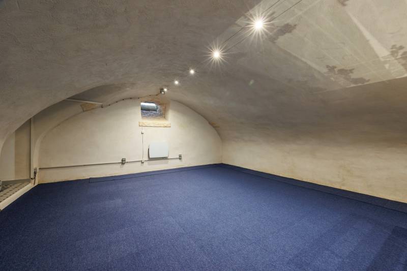 Maison familiale avec terrasse au calme Mions centre ville beaux volumes