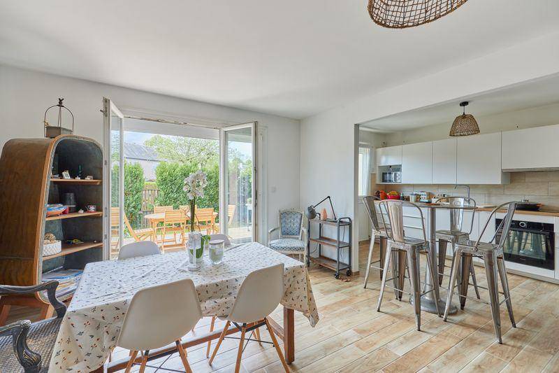 Maison familiale 4 chambres 14100 Lisieux