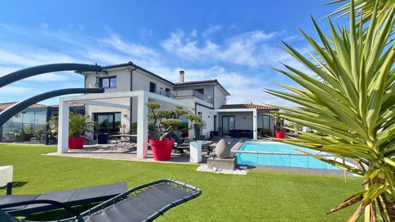 La-Redorte : Villa d’exception avec vue dégagée